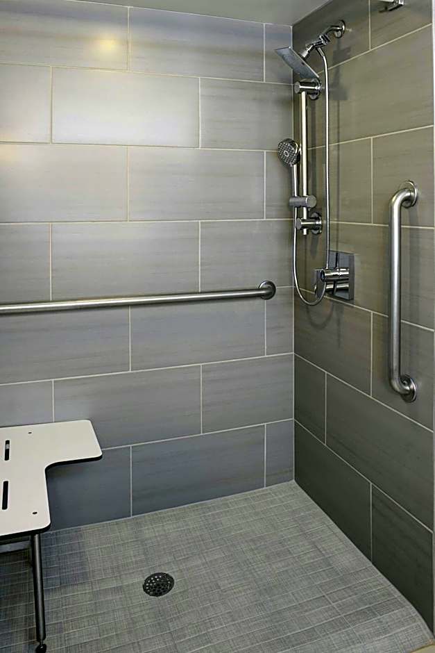 Marriott East Lansing at University Place