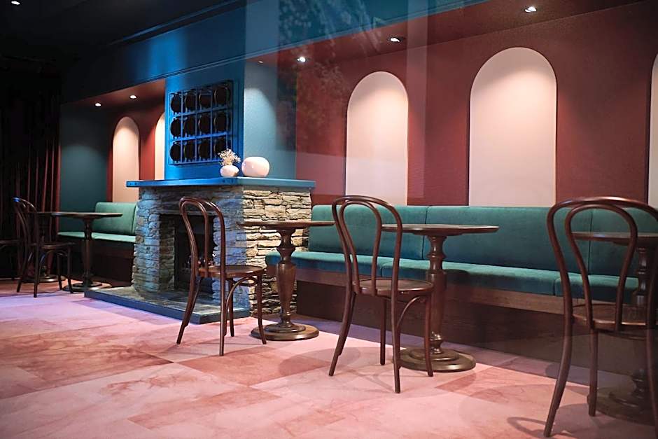 The Central Hotel Queenstown, A Naumi Chapter