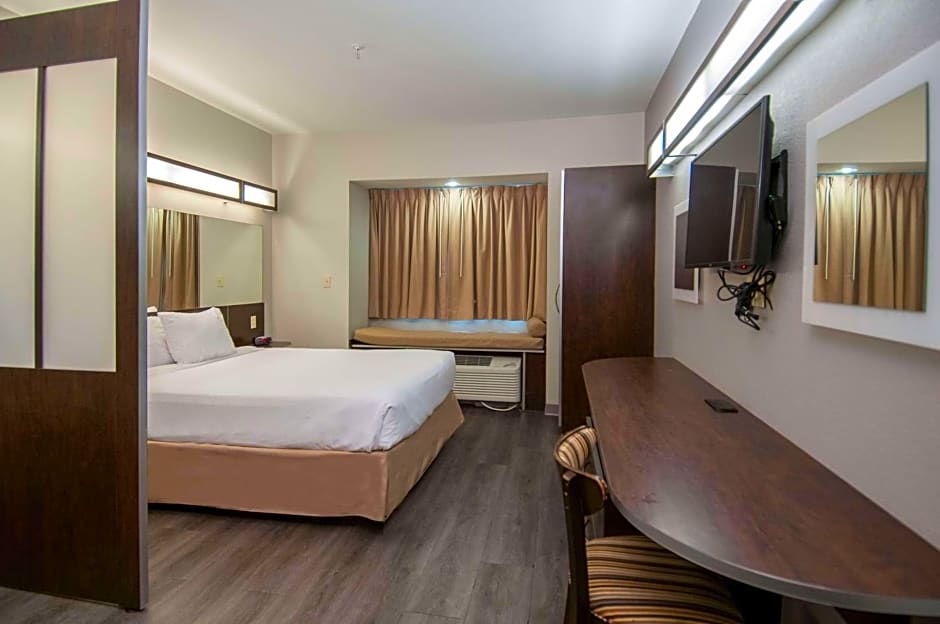 Microtel Inn & Suites by Wyndham Pearl River/Slidell