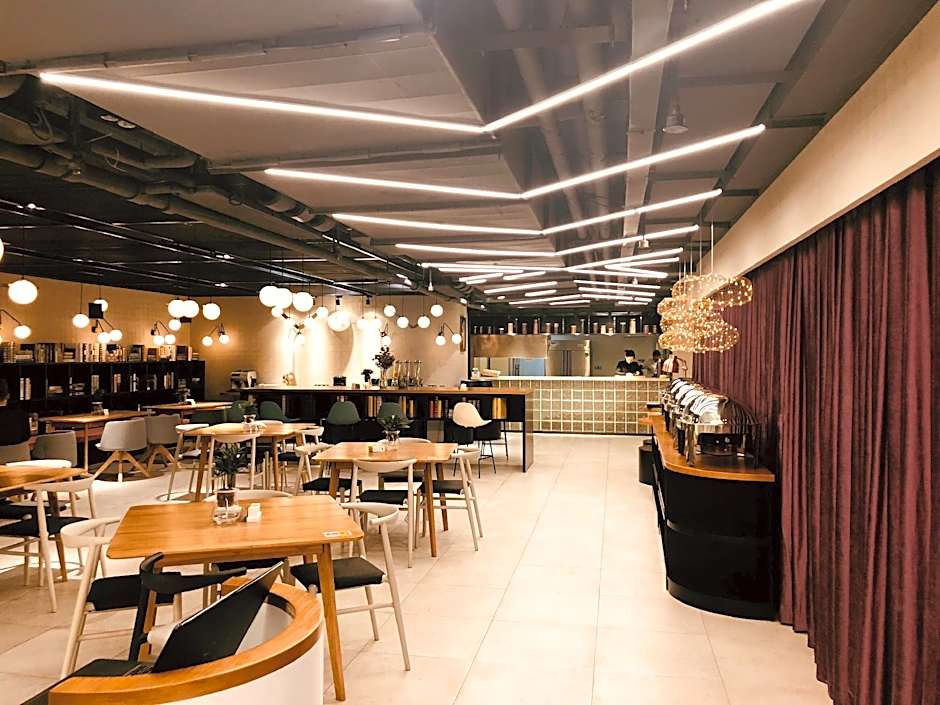 Crystal Orange Hotel Nanjing Olympic Sports Zhongsheng International Expo Center