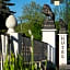 Land-gut-Hotel BurgBlick