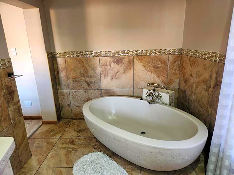 Villa Mexicana Guesthouse