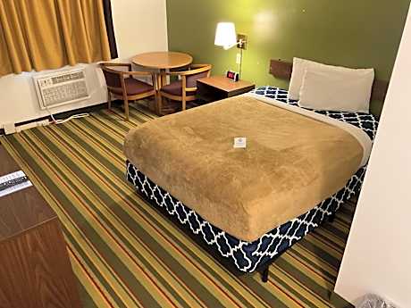 Queen Room