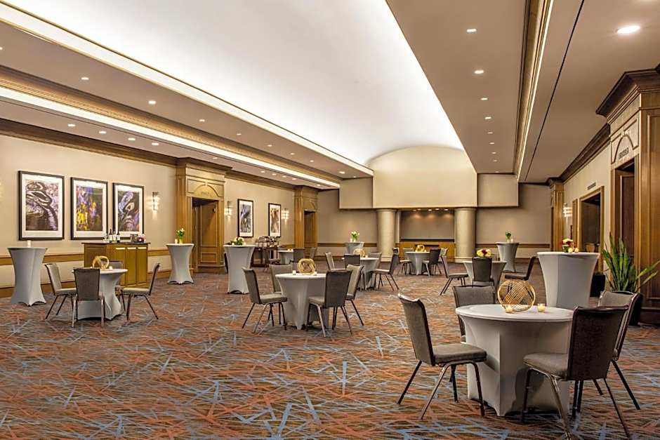 Hyatt Regency Birmingham - The Wynfrey Hotel