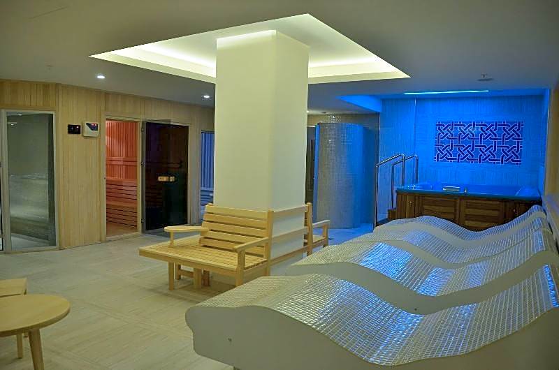 Adranos Hotel