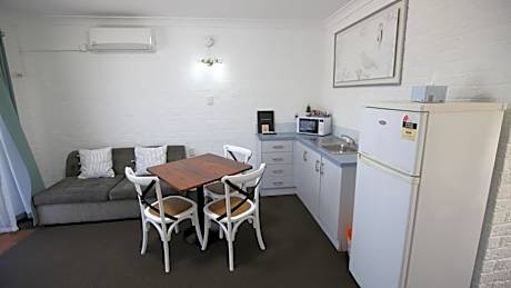 One Bedroom Family Unit