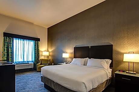 1 King Bed Standard