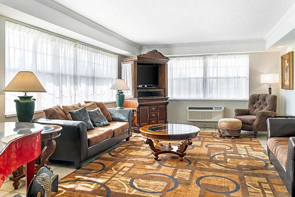 Quality Inn & Suites Manistique