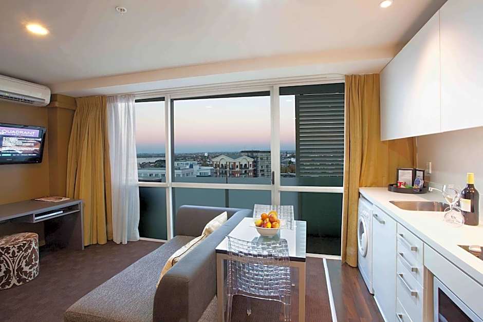 The Quadrant Hotel & Suites