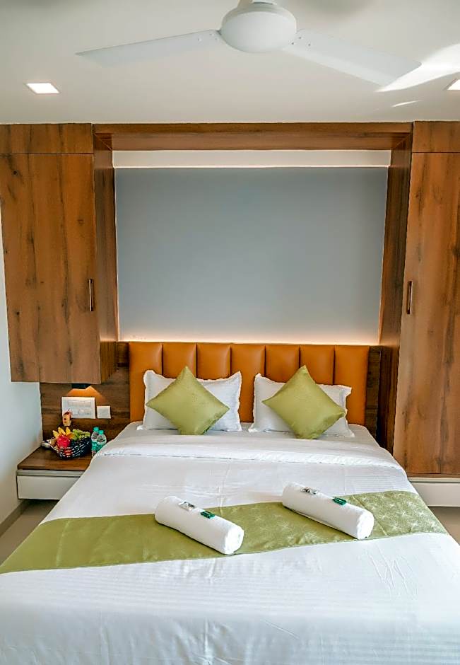 Hotel Heraa International