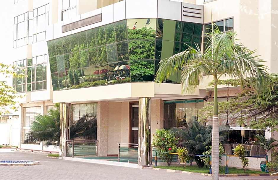 Greenlight Hotel
