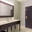 La Quinta Inn & Suites by Wyndham Knoxville East