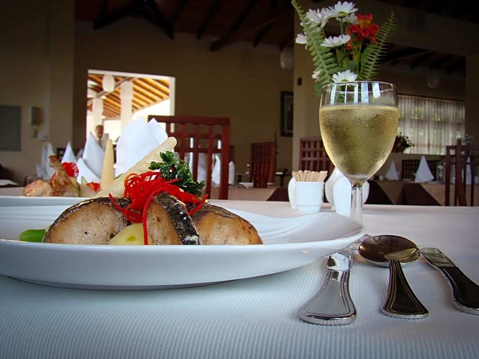 Oak Ray Serene Garden Hotel