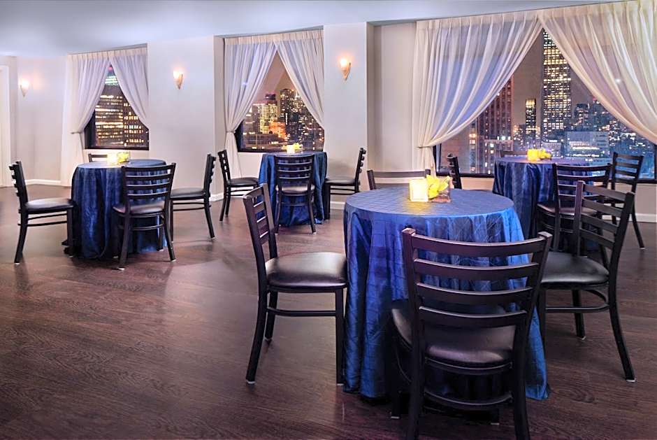 New Yorker by Lotte Hotels