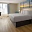 Days Inn & Suites by Wyndham Fort Pierce Midtown