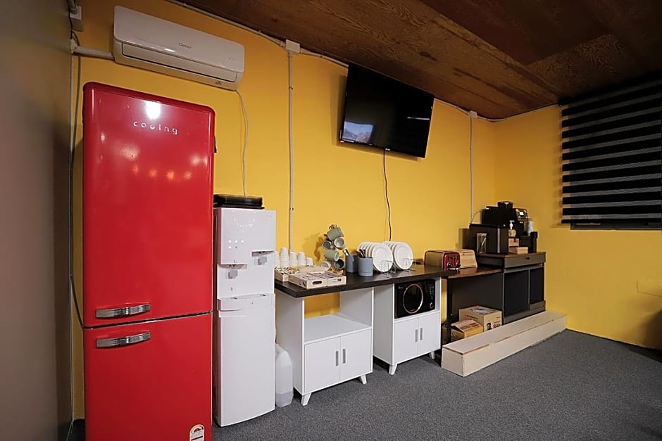 Stay RomanticTrip_Hostel