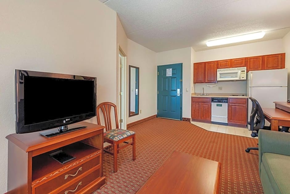 Clarion Suites at The Alliant Energy Center