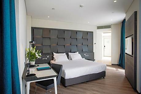 Executive King Suite