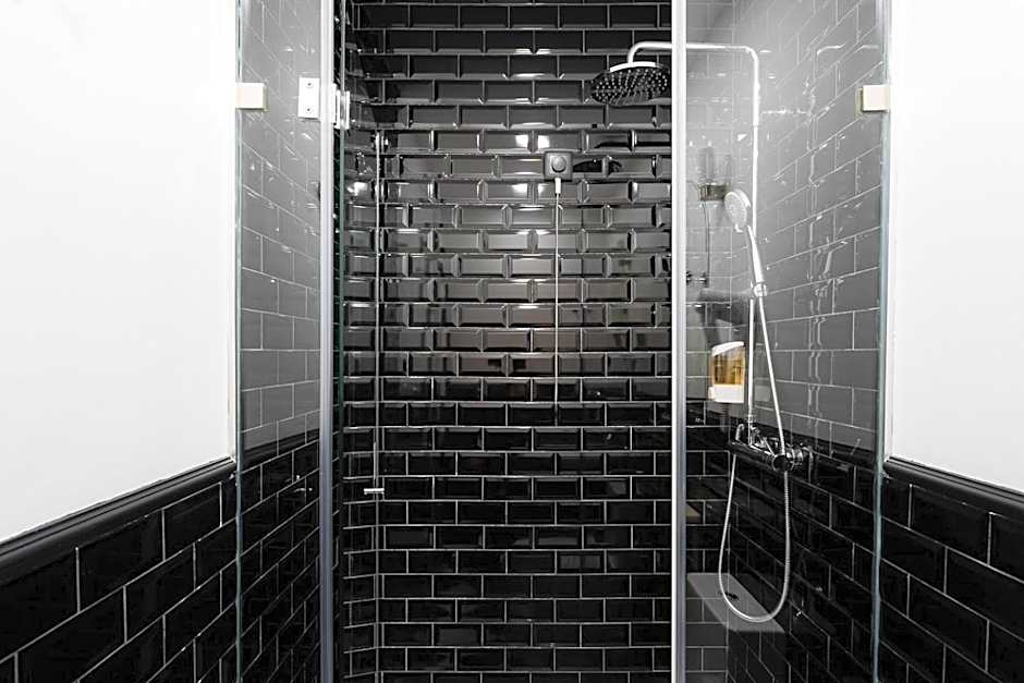 The Twenties by GuestReady