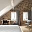 April1550 Boutique Hotel