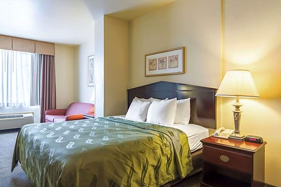Quality Inn & Suites Alma - Fort Smith Northeast