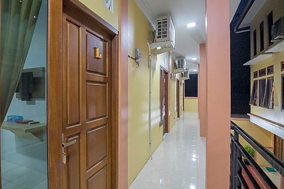 RedDoorz near RSUD Dr Abdul Aziz Singkawang