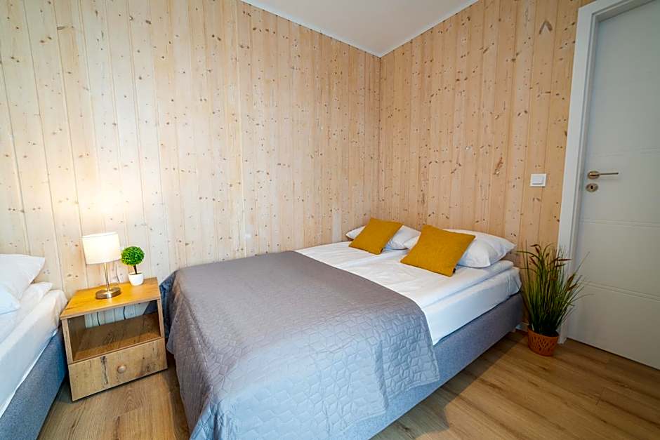 Velo Camp nad jeziorem Dadaj