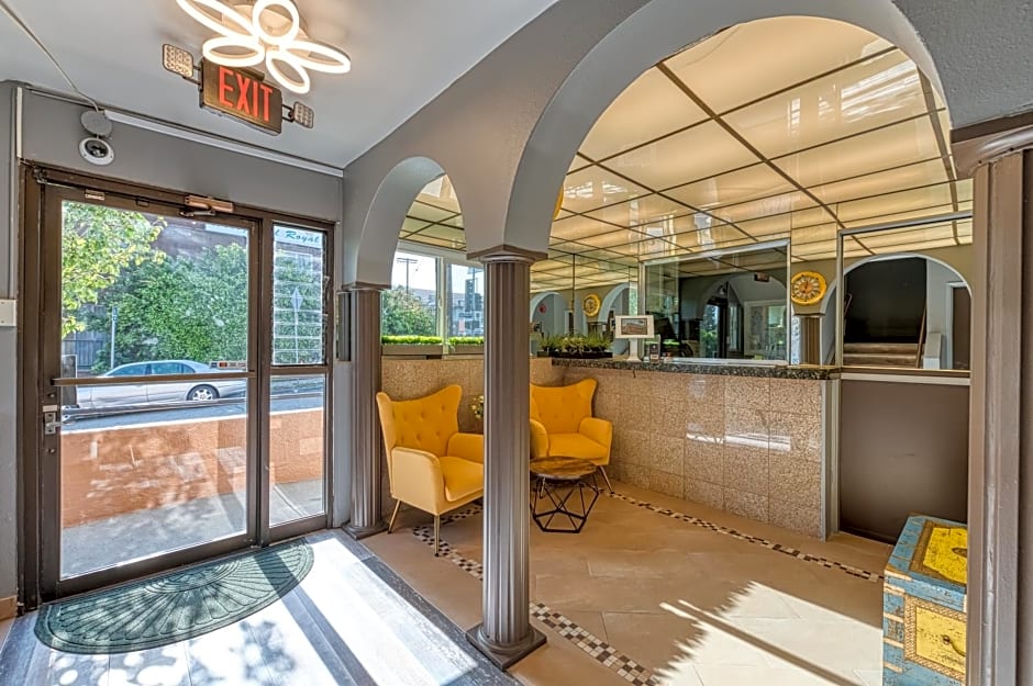 La Mirage Inn - Hollywood