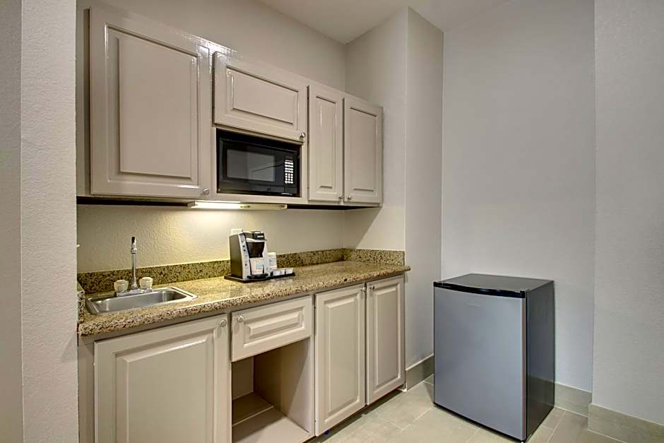 Holiday Inn Express & Suites Laurel By IHG