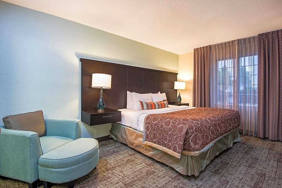 Staybridge Suites Allentown West Hotel