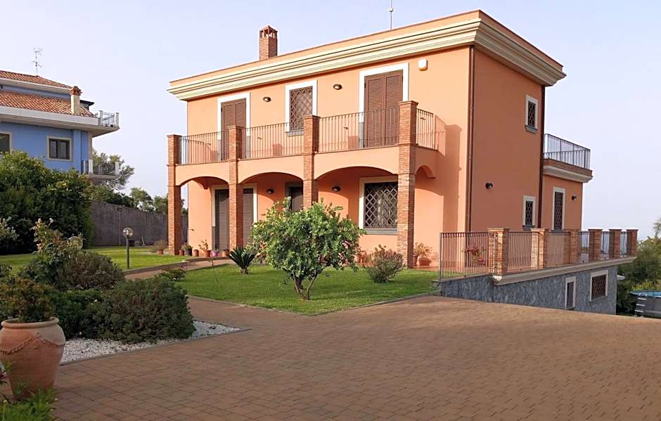 Villa Feluchia Tra Il Mare E Il Vulcano
