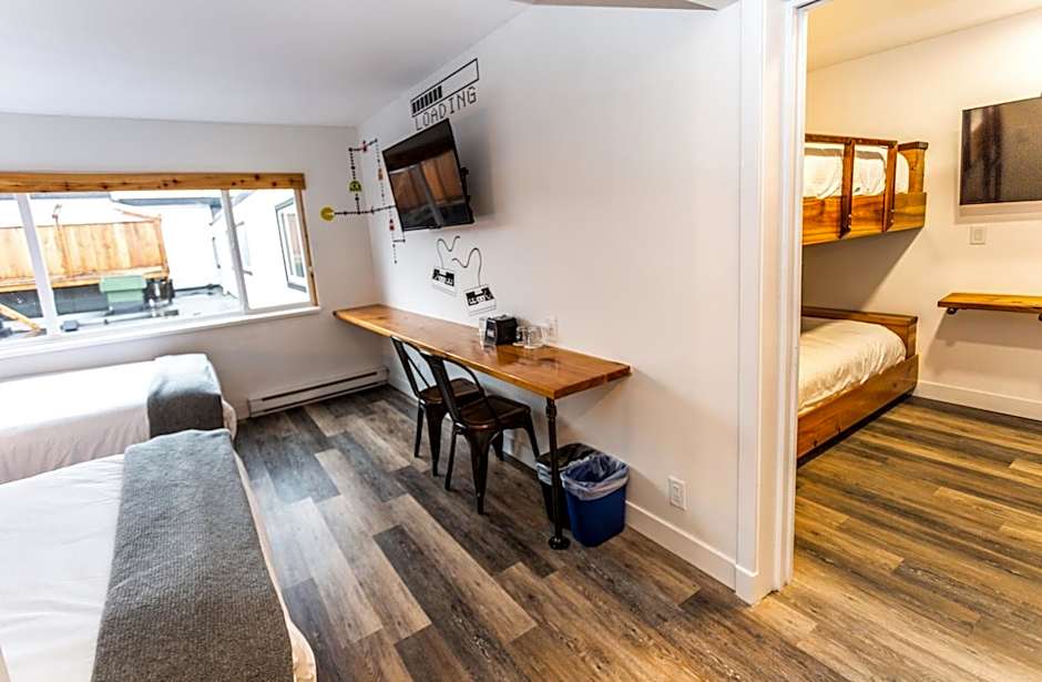 Photo 1 of 6 of Multiple Beds