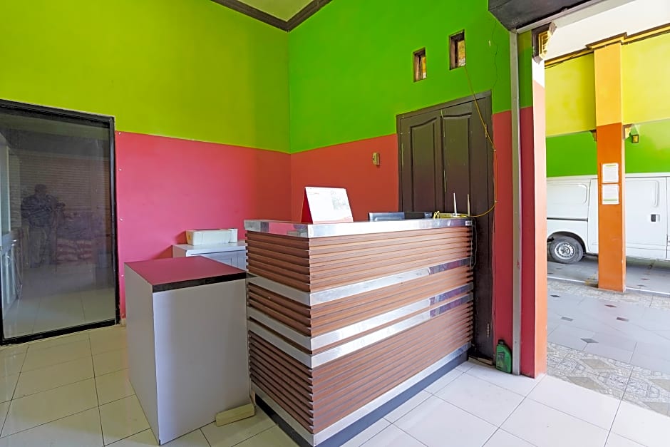 Oyo 91583 Dâ€™cost Green Syariah