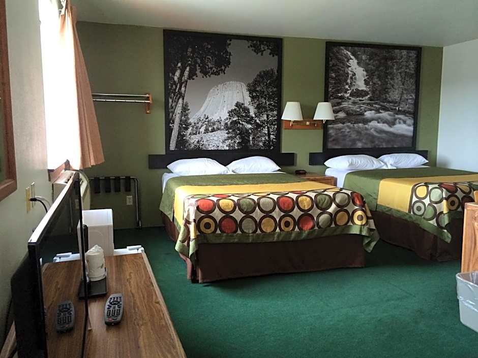 Super 8 by Wyndham Buffalo