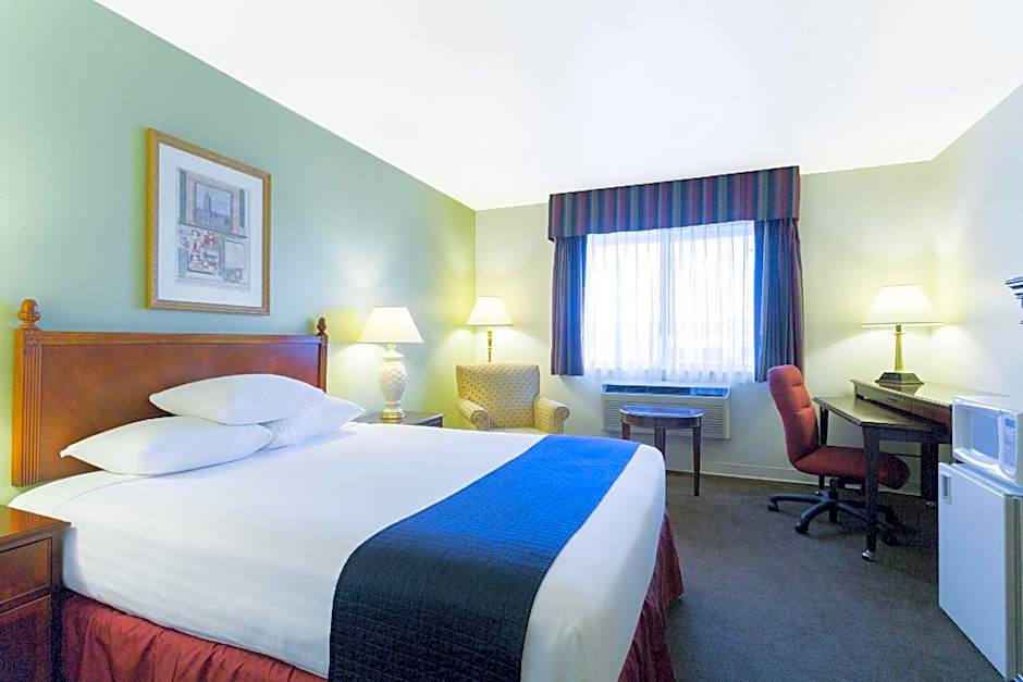 Super 8 by Wyndham Montpelier