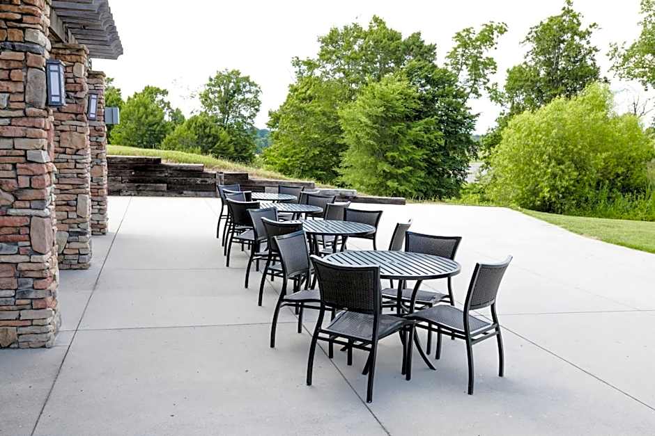 Holiday Inn Express & Suites Lexington NW-The Vineyard by IHG