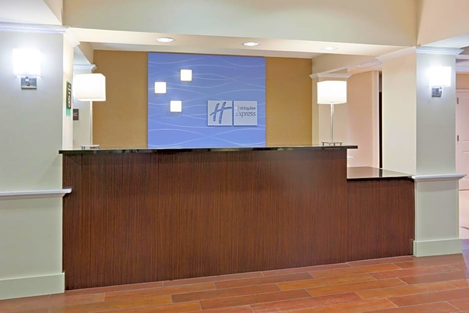 Holiday Inn Express Hotel & Suites Rogers