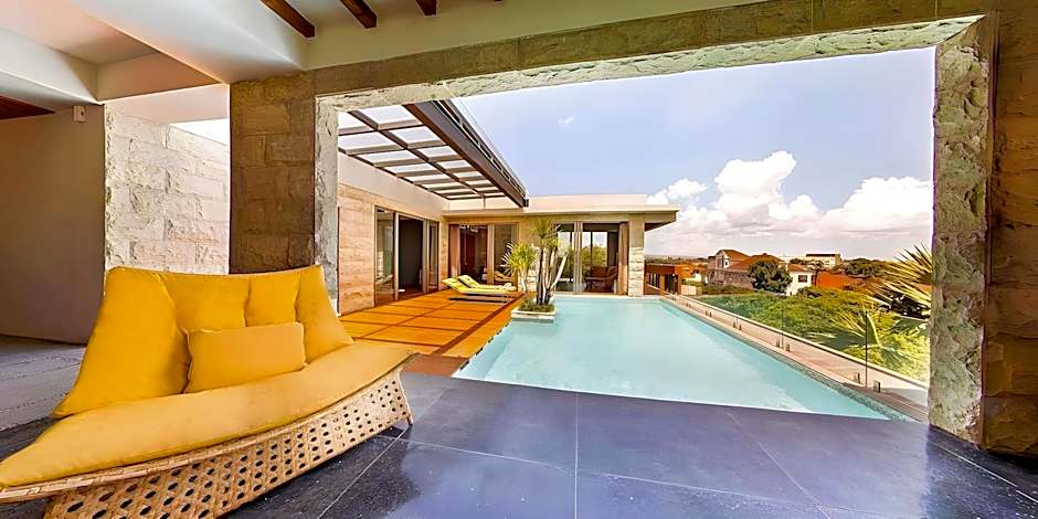 TS SUITES Seminyak Bali