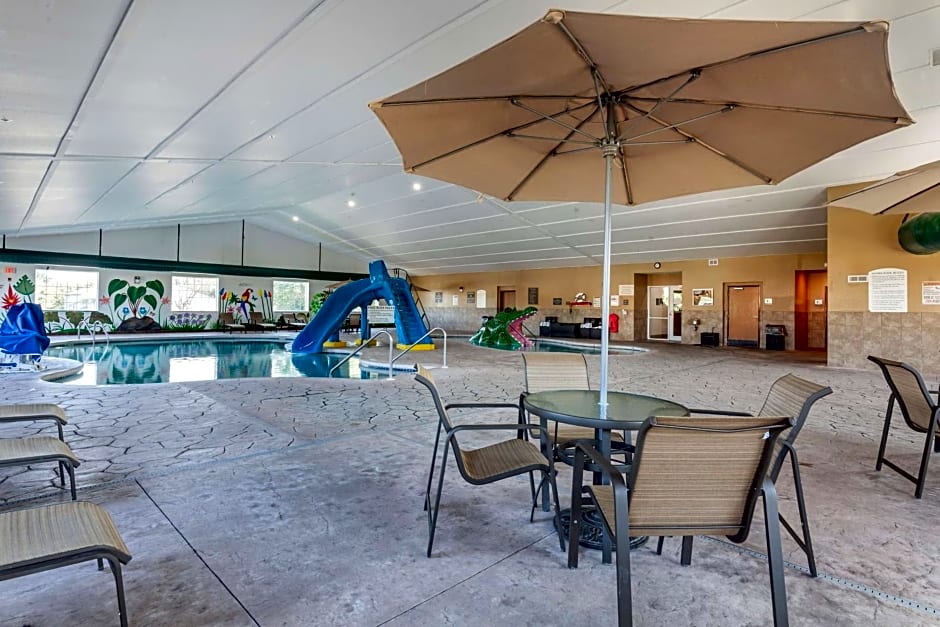 Best Western PLUS Sparta Trail Lodge