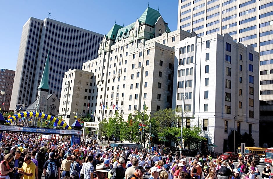 Lord Elgin Hotel