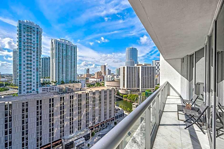 ICON W BRICKELL LUXURY CONDO