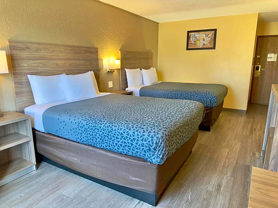 Econo Lodge Lansing - Leavenworth