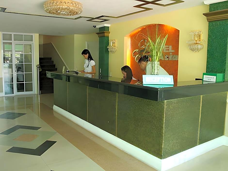 Hotel Euroasia by Bluebookers