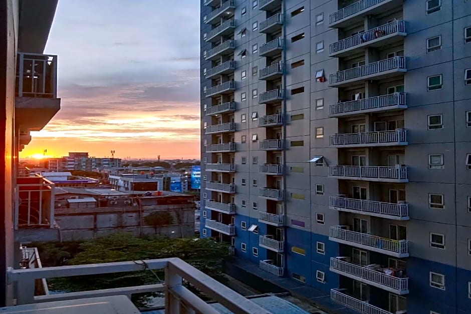 Queen Room 2 @ Grand Center Point Apartment