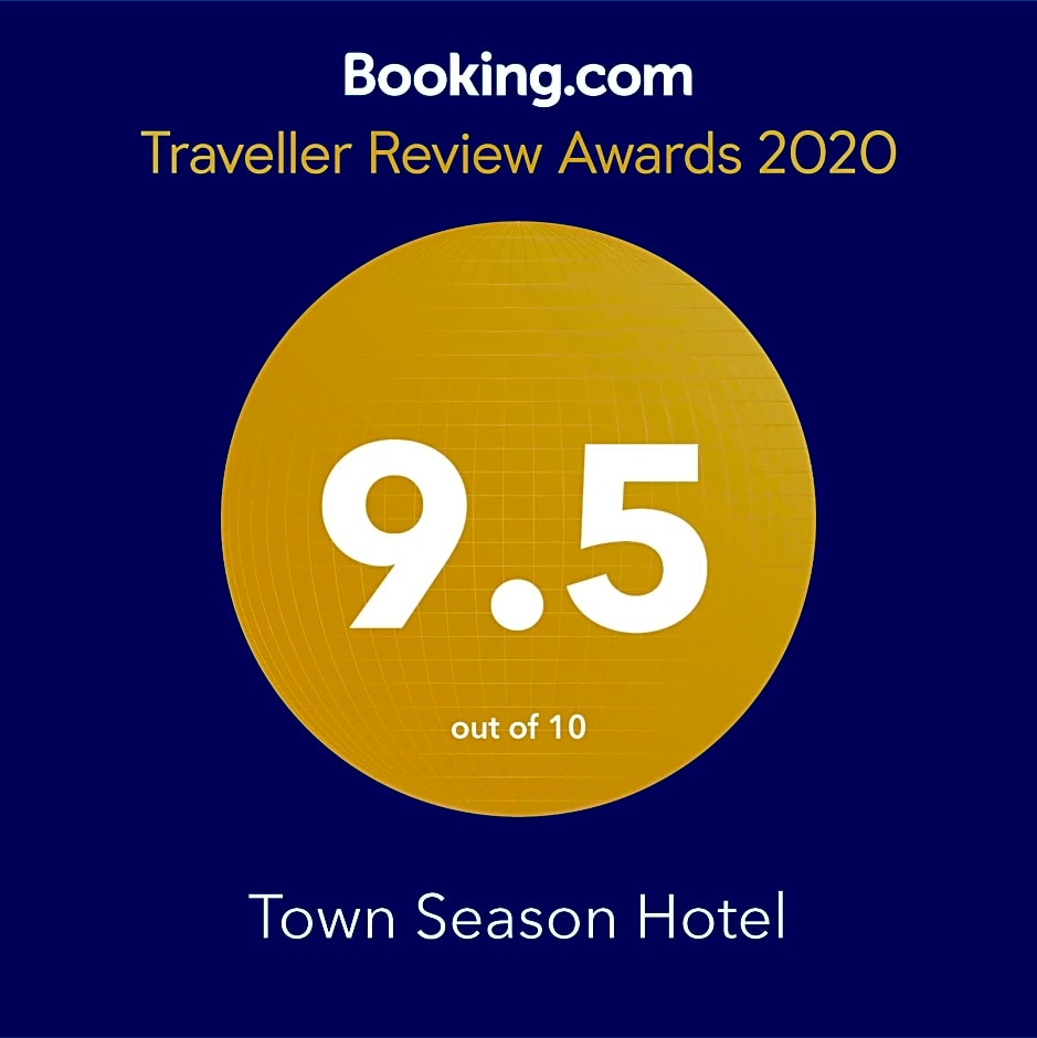 Town Season Hotel