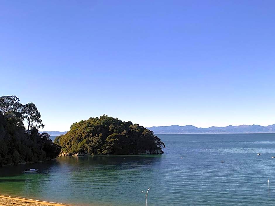Kaiteriteri Retreat
