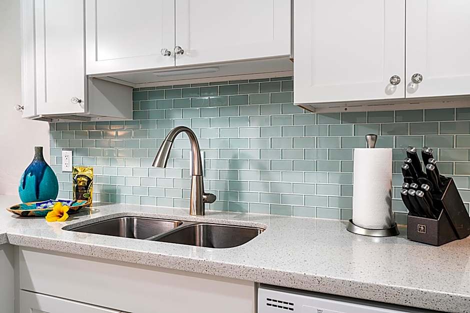 Oceanfront Luxury Condo