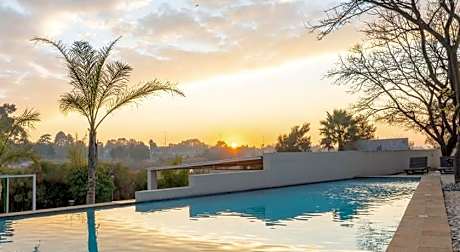 The Lakes Hotel and Conference