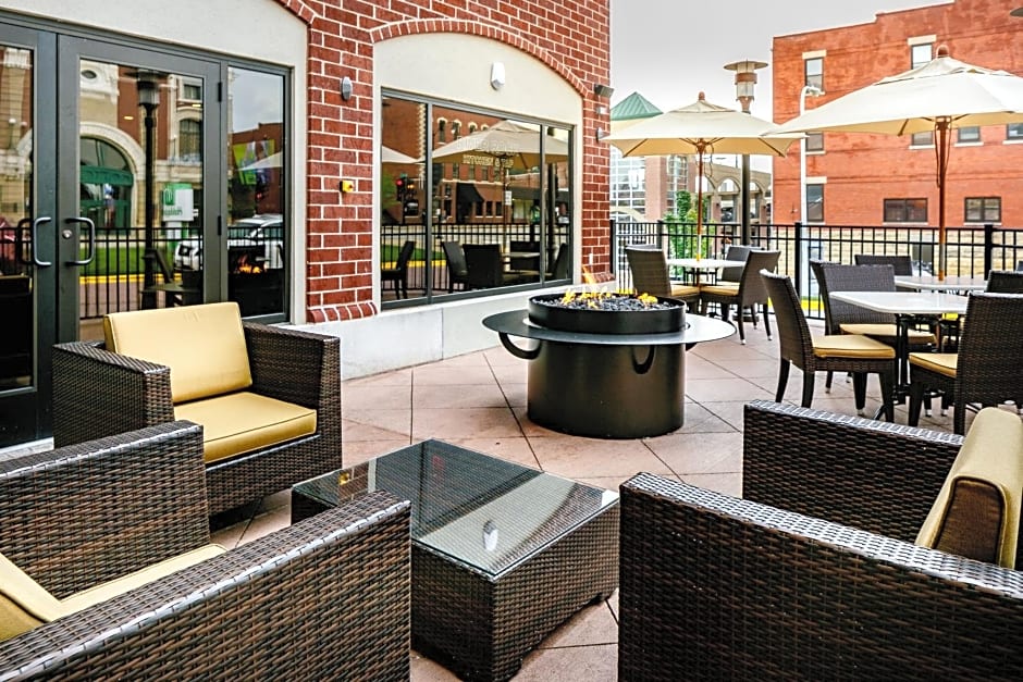 Holiday Inn Dubuque/Galena, an IHG Hotel