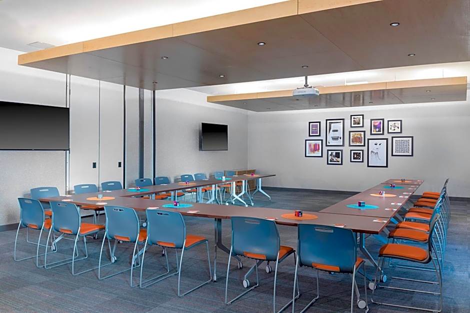 Aloft Gainesville University Area